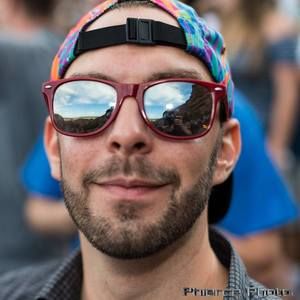 Meet your Posher, Nicholas